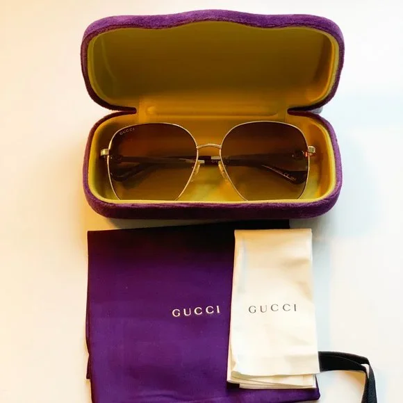 Gucci Cut Out 61MM Square Sunglasses - Like New (worn twice  display picture 2